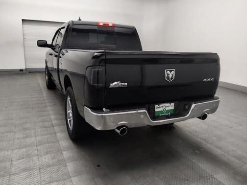 Diamond Black Crystal Pearlcoat 2019 RAM 1500 Big Horn