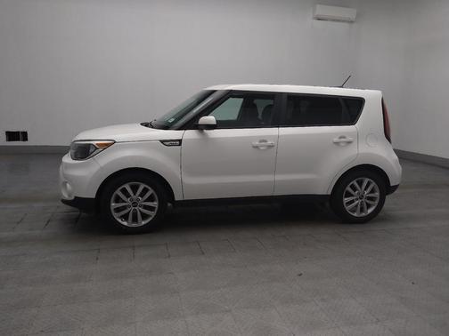 Clear White 2019 Kia Soul +