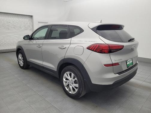 2021 Hyundai TUCSON SE