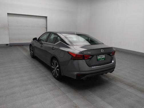 2021 Nissan Altima SR FWD