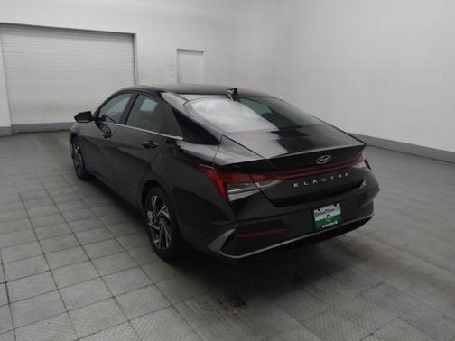 Abyss Black 2025 Hyundai ELANTRA SEL