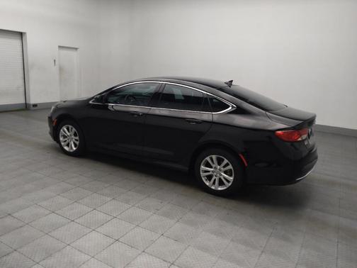 2017 Chrysler 200 Limited