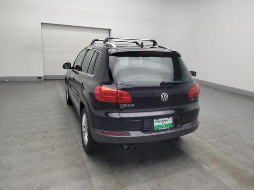 2016 Volkswagen Tiguan SE