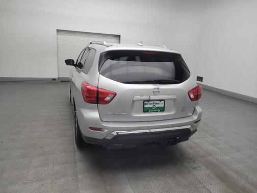 Brilliant Silver Metallic 2020 Nissan Pathfinder SL 4WD