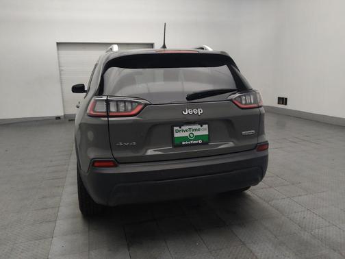 Gray 2020 Jeep Cherokee Latitude Plus