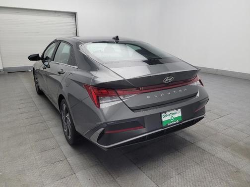Gray 2025 Hyundai ELANTRA SEL