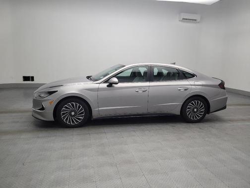 2020 Hyundai SONATA Hybrid SE