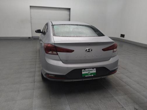 Stellar Silver 2020 Hyundai ELANTRA SE