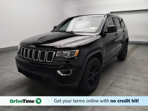 Diamond Black Crystal Pearlcoat 2018 Jeep Grand Cherokee Laredo E