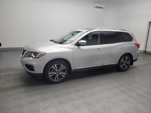 2019 Nissan Pathfinder Platinum