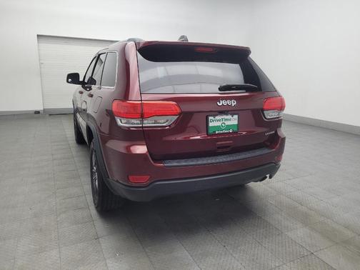 Velvet Red Pearlcoat 2018 Jeep Grand Cherokee Laredo E