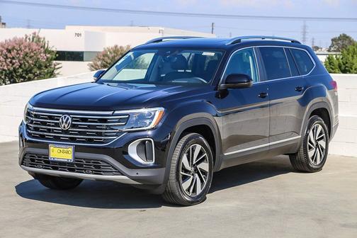 Deep Black 2026 Volkswagen Atlas 2.0T SEL