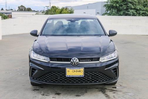 Deep Black 2026 Volkswagen Jetta 1.5T Sport
