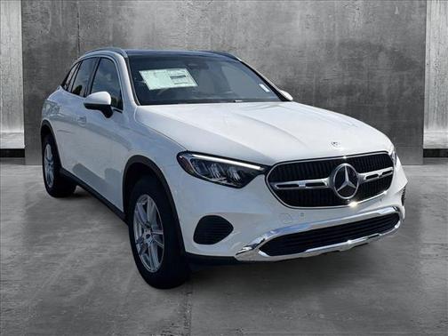 2025 Mercedes-Benz GLC 300 Base