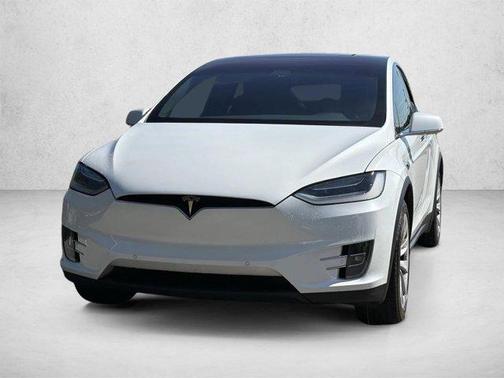 Pearl White Multi-Coat 2019 Tesla Model X 75D