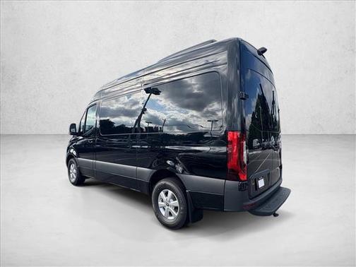 2025 Mercedes-Benz Sprinter 2500 Standard Roof