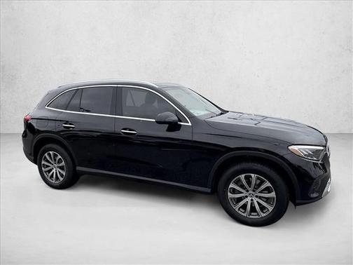 2026 Mercedes-Benz GLC 300 Base