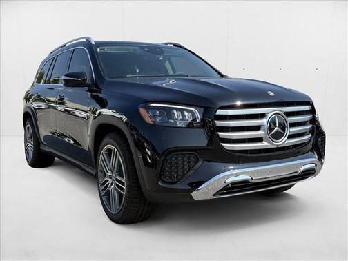2026 Mercedes-Benz GLS 450 4MATIC