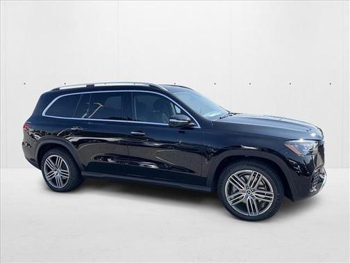 2026 Mercedes-Benz GLS 450 4MATIC