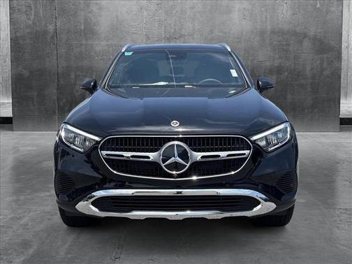 2025 Mercedes-Benz GLC 300 4MATIC