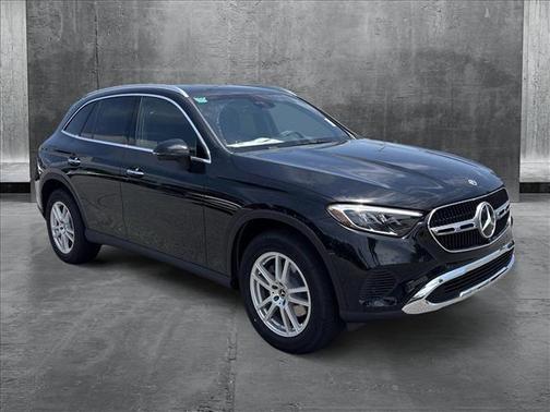 2025 Mercedes-Benz GLC 300 4MATIC