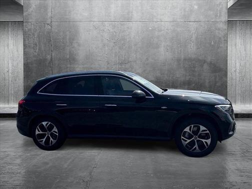 2025 Mercedes-Benz GLC 350e Base