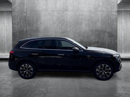 2025 Mercedes-Benz GLC 350e Base