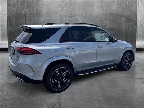 2025 Mercedes-Benz GLE 450e 4MATIC