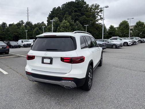 2025 Mercedes-Benz GLB 250 4MATIC