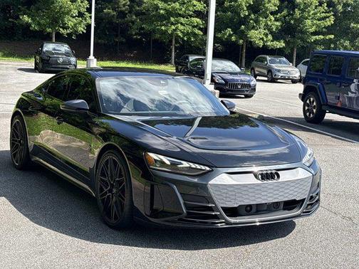 2022 Audi e-tron GT Premium Plus