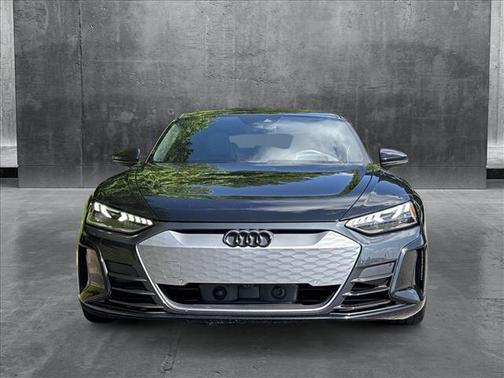 2022 Audi e-tron GT Premium Plus