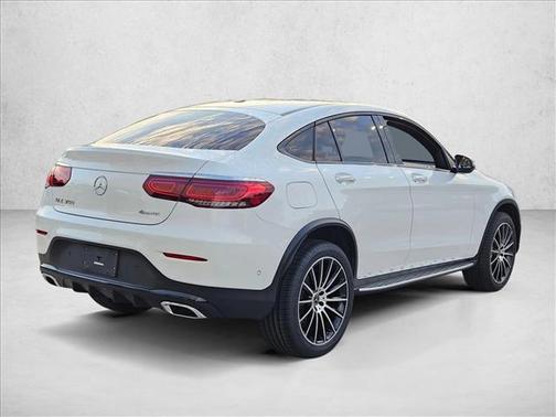 2022 Mercedes-Benz GLC 300 4MATIC Coupe