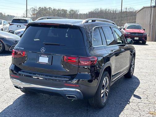 2025 Mercedes-Benz GLB 250 Base