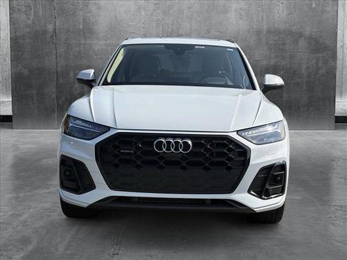 2023 Audi Q5 55 S line Prestige