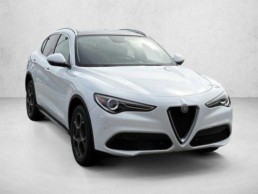 Alfa White 2018 Alfa Romeo Stelvio Ti
