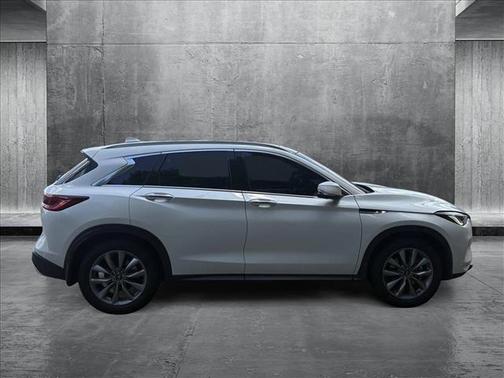 2022 INFINITI QX50 ESSENTIAL