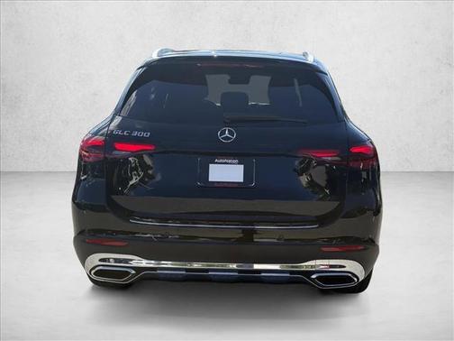 2026 Mercedes-Benz GLC 300 Base