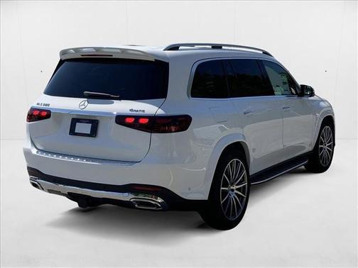 2026 Mercedes-Benz GLS 580 4MATIC