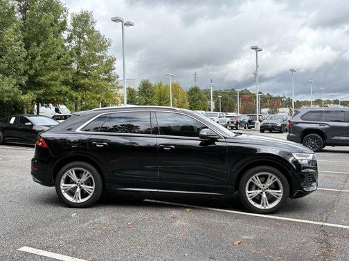 2020 Audi Q8 55 Premium