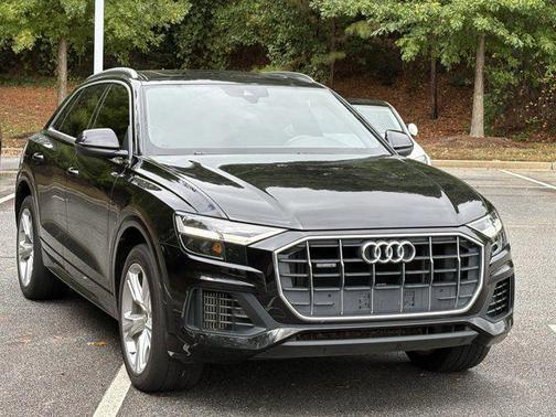2020 Audi Q8 55 Premium