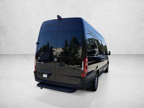 2026 Mercedes-Benz Sprinter 2500 High Roof