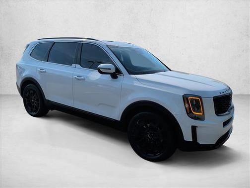 Glacial White Pearl 2022 Kia Telluride EX