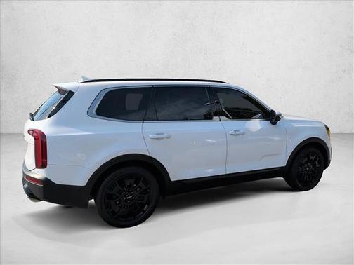 Glacial White Pearl 2022 Kia Telluride EX