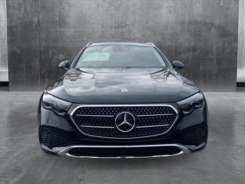 2025 Mercedes-Benz E-Class 4MATIC