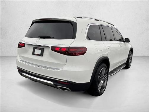 2026 Mercedes-Benz GLS 450 4MATIC