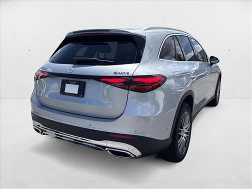2025 Mercedes-Benz GLC 300 4MATIC