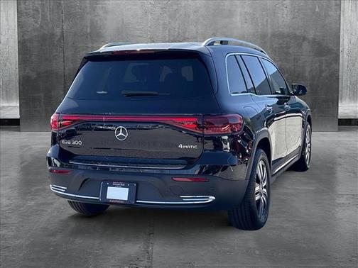 2025 Mercedes-Benz EQB 300 4MATIC