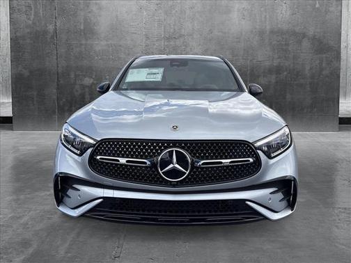 2025 Mercedes-Benz GLC 300 Base
