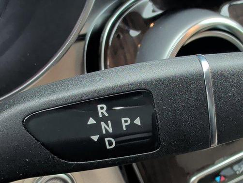 Black 2022 Mercedes-Benz GLC 300 Base