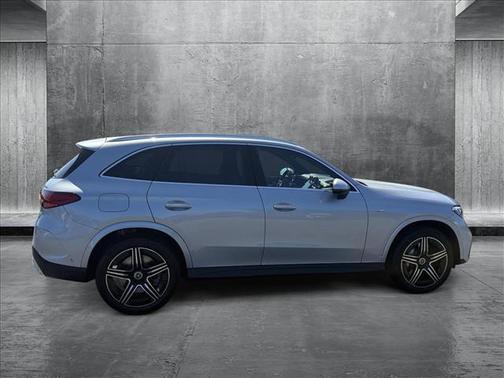 2025 Mercedes-Benz GLC 350e Base